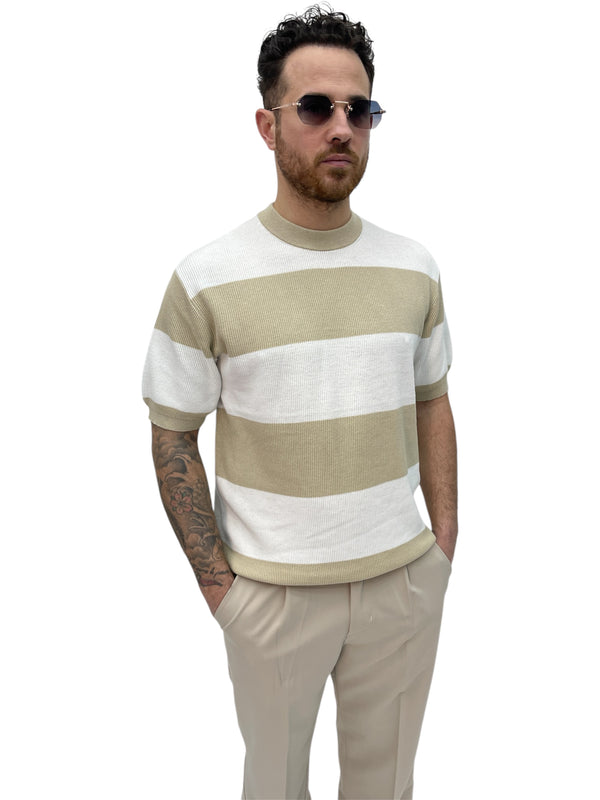 T-shirt in filo collo a costina
